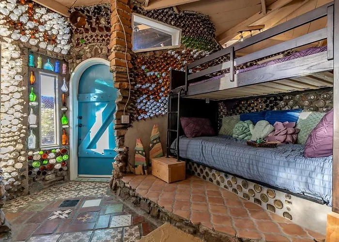 Holiday home Whimsical Earth House With Colorful Bottle Architecture Near Saguaro National Park In Tucson, Arizona Tucson